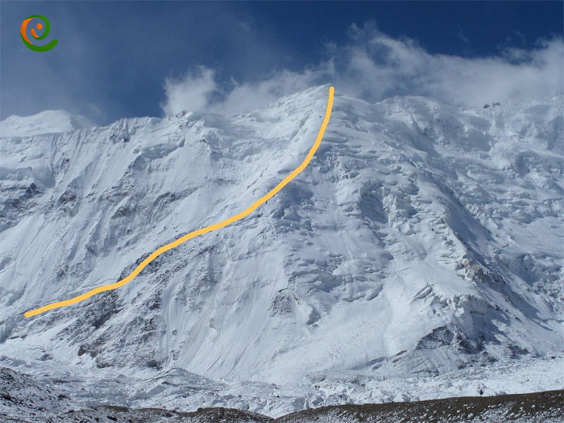 مسیر صعود به قله کمونیزم یا قله اسماعیل سامانی را در دکوول بخوانید